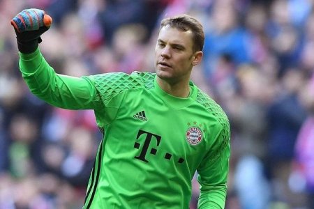 "Bavariya"da heç bir qapıçının edə bilmədiyini o etdi