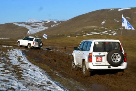 Qoşunların qarşıdurma xəttində monitorinq keçirilib Qoşunların qarşıdurma xəttində monitorinq keçirilib