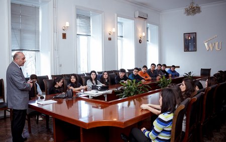 Qərb Universitetinin tələbələri üçün sığorta sahəsində iş imkanı