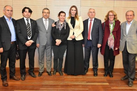 Qənirə Paşayeva Antalya Türk Ocaqları və Qəzetəçilər Cəmiyyətində görüş keçirib