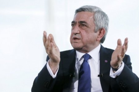 Parisdə yaşayan azərbaycanlılar: "Fransada Sarkisyan kimi qatillərə yer olmamalıdır"