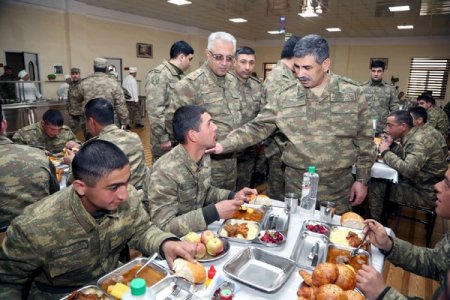 Hərbi hissələrin yardımçı təsərrüfatları yaradılıb
