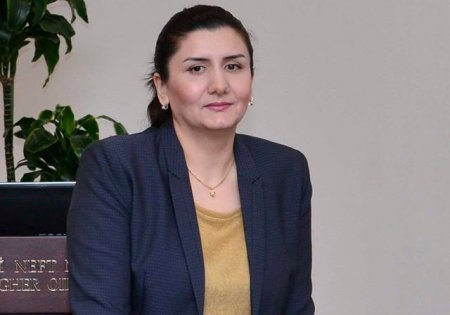 Zeynab Kazımova Bakı Ali Neft Məktəbindən istefa verdi