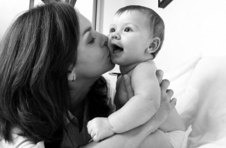 Laylay eşitməyən, ana südü dadmayan uşaqlar böyüyür - ANA PROBLEMİ