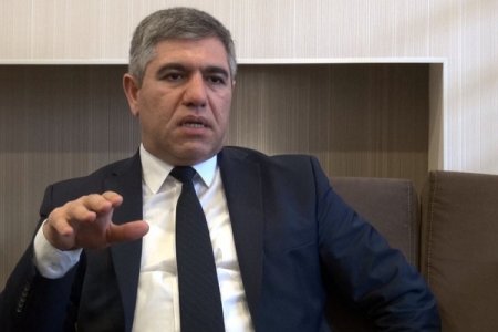 Vüqar Bayramov: “Əmək pensiyası üçün tələb olunan 12 illik stajın ləğv edilməsi müsbət haldır”