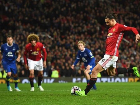 İbrahimoviç Zolaya yaxınlaşdı, Mourinyo 4-cü oldu