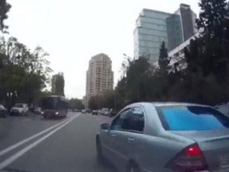 Həm qəza şəraiti yaradır, həm də adamı borclu çıxarır