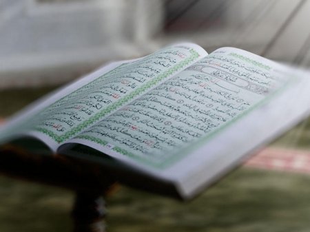 Niyə yas məclislərində Quran oxunur?