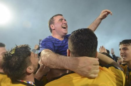 Azərbaycan klubları George Hacının baş məşqçi olduğu komanda ilə oynayacaqlar