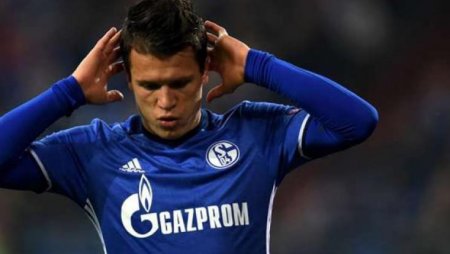 "Bu məşqçi də qorxaqdır, çəkinmədən deyirəm"