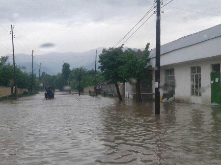 Goranboyda sel suları fəsadlar yaratdı