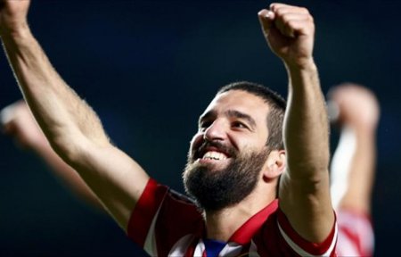 Arda Turan sevgisini belə elan etdi - foto