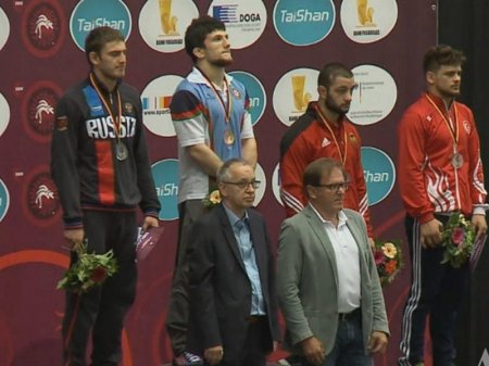 Azərbaycan sərbəst güləş yığması Avropa çempionatında ikinci yeri tutub