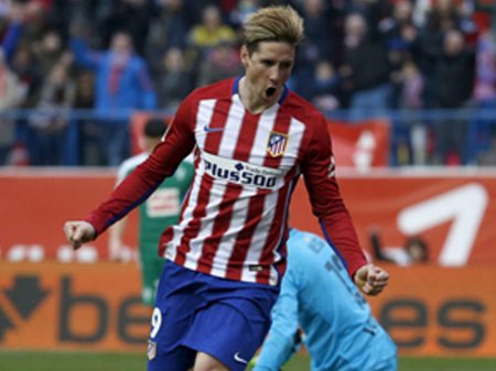 "Atletiko" Torreslə müqavilə yenilədi