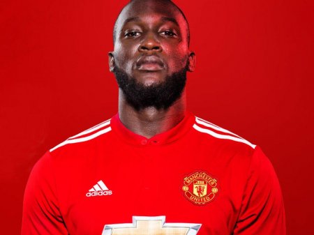 Belçikalı futbolçu rəsmən "Manester Yunayted"də