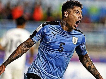 "Qalatasaray" Uruqvaydan oyunçu alır