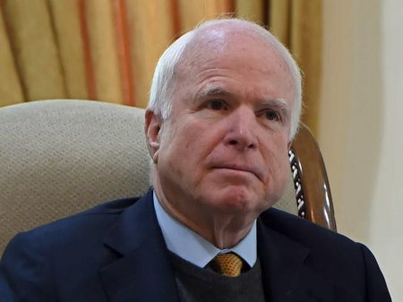 Tanınmış siyasətçi beyin əməliyyatı keçirdi