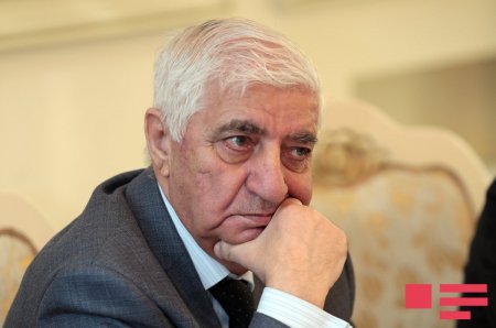 Xalq şairi balaca Zəhraya şeir yazdı: "KÖRPƏ MƏLƏK"