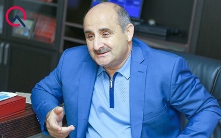 “Bu mənə bəzən əziyyət verir” - Çingiz Qənizadə