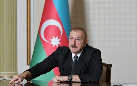 “Desin ki, Azərbaycan xalqından üzr istəyirəm”