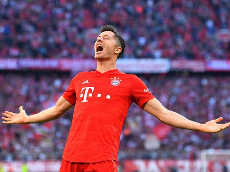 Levandovski İngiltərə ilə matçı buraxacaq