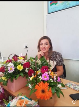 Dünya şöhrətli şairimizi hörmətlə anırıq