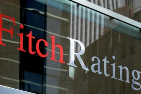 “Fitch”: FED-in uçot dərəcəsini artırması Azərbaycan manatına birbaşa təsir etməyəcək